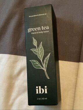 Green Tea Hand & Body Lotion — Black